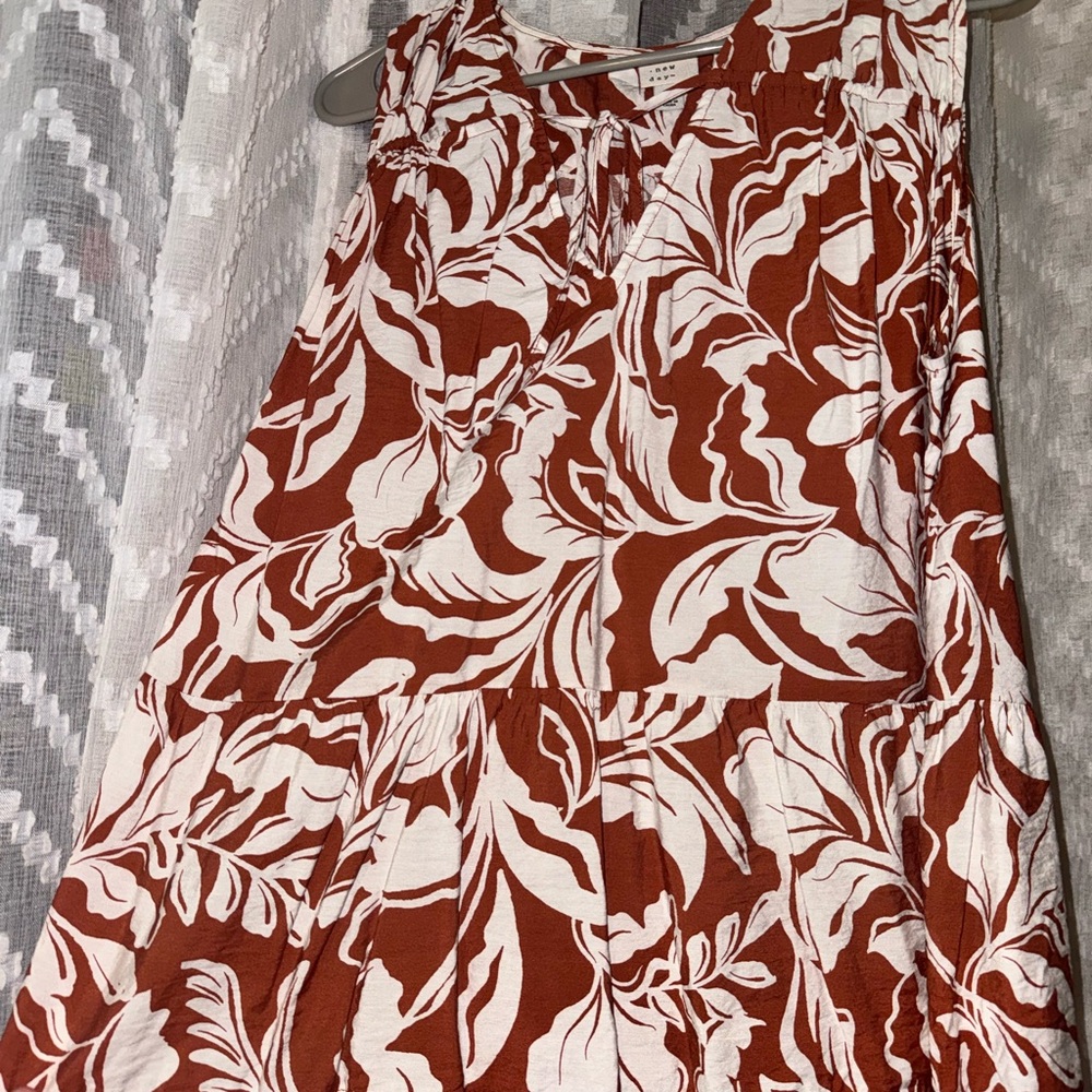 Floral Brown and White Women's Tank Top